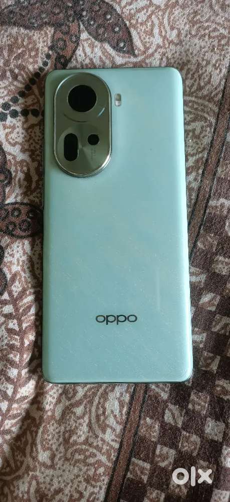 Oppo Reno 11