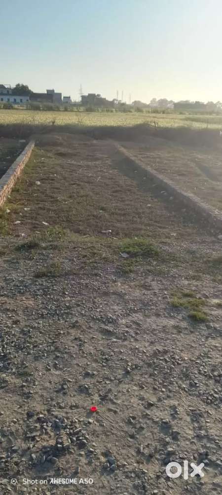 On road plot arjent sell