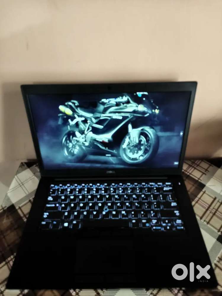 Dell 7480 i7-7thgen 16gbram 256gb SSD