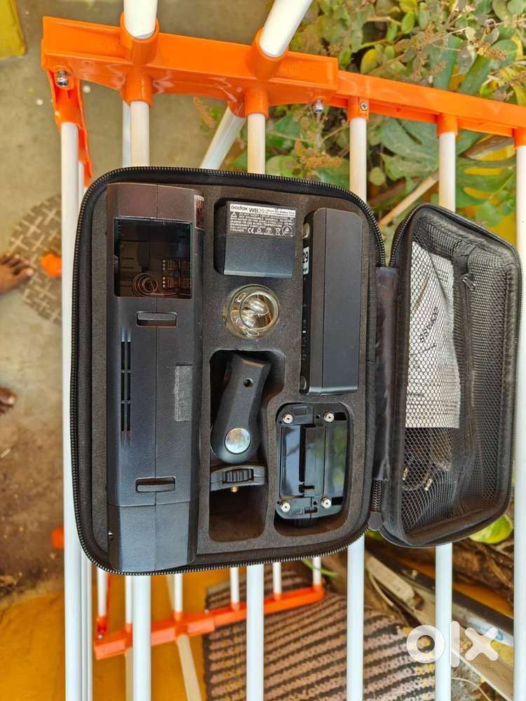 Godox AD200Pro TTL Pocket Flash Kit + X1 Trigger