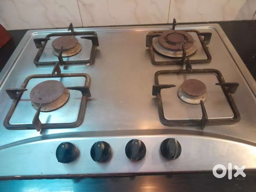 4 burner gas stove