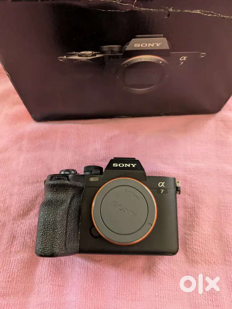 Sony A7M4 Alpha Mirrorless Body Only ILCE A7IV (A7M4/A7IV/M4)