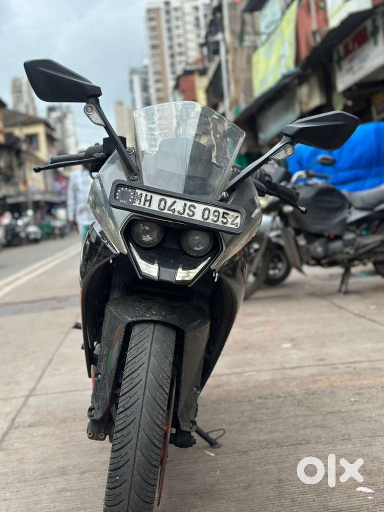 KTM RC200  Black  2018