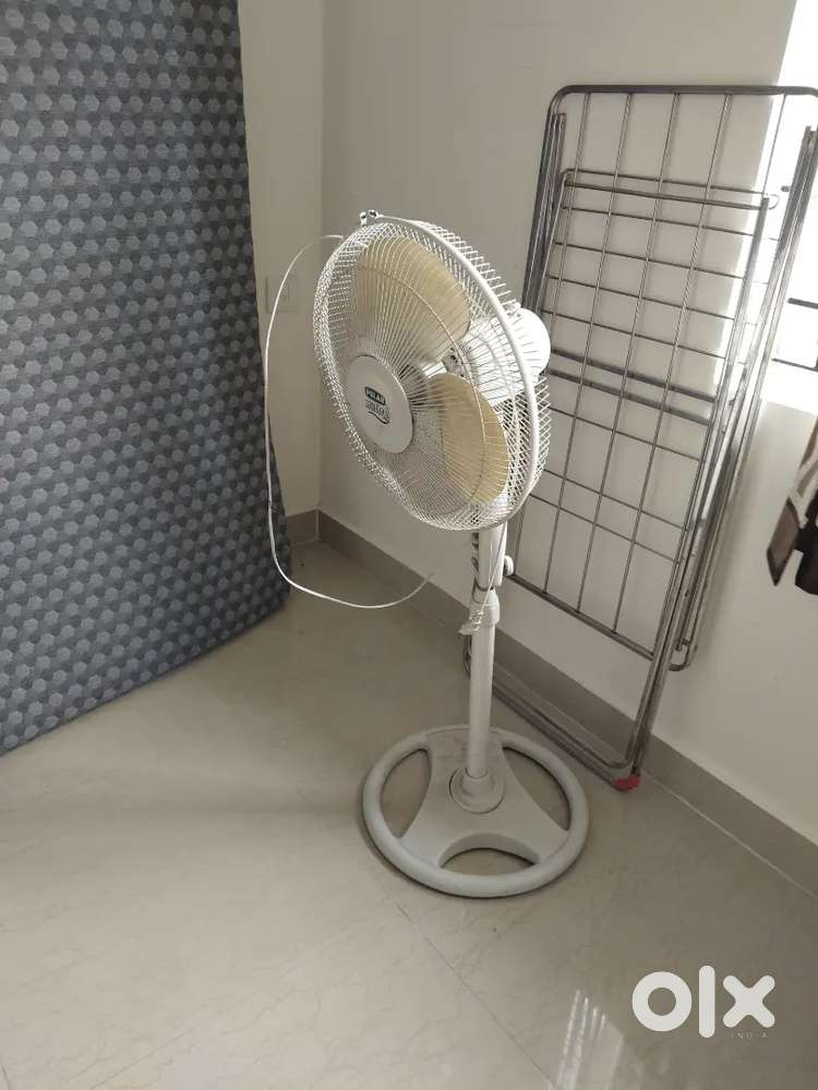 Pedestal fan  working condition