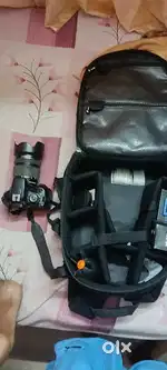 Canon 1500d camera with lens 18- 135 charger available