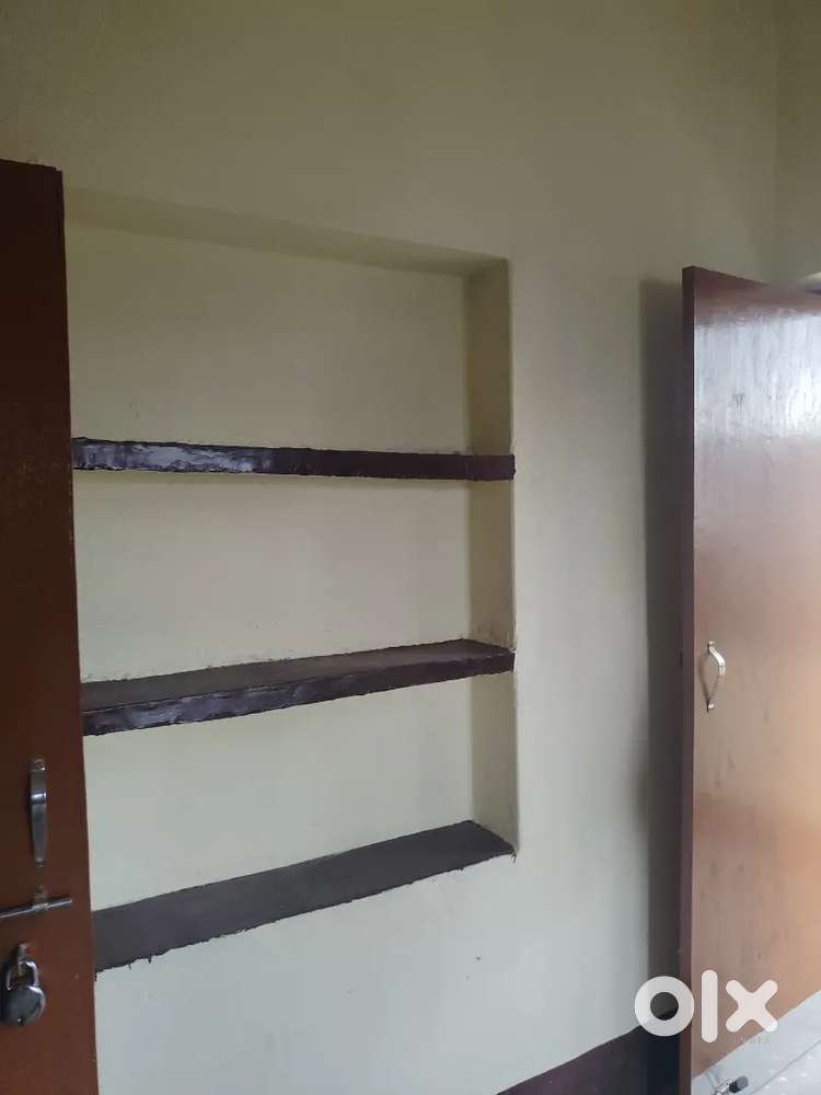 2nd floor, well maintained