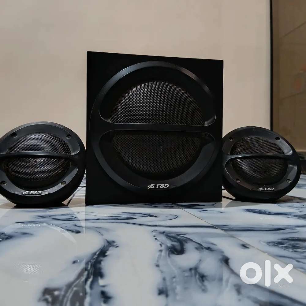 F and d wired speaker