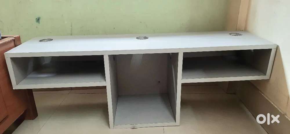 Wall mounted TV cabinet