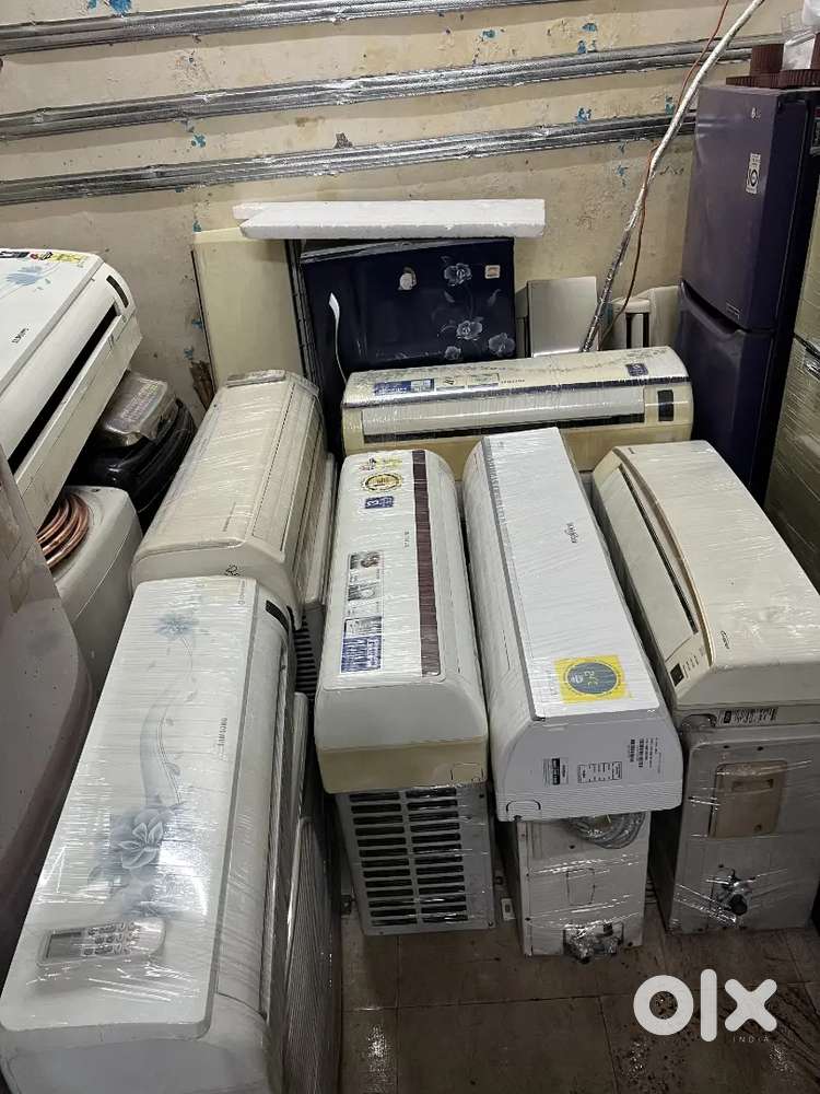 Split ac window ac 2 hend old ac good condition  sale Krna hai with