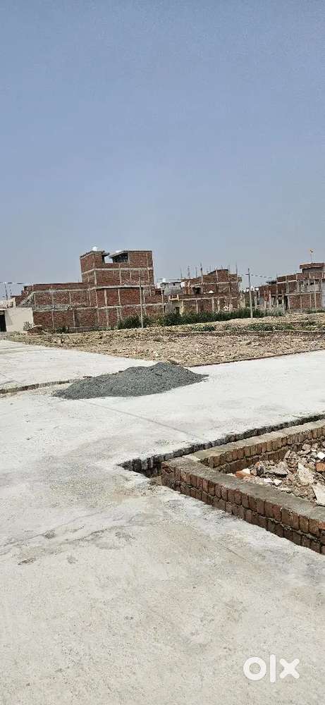 कल्याणपुर मेट्रो स्टेशन से मात्र 5 मिनट की दूरी पर आवासीय प्लॉट लेने