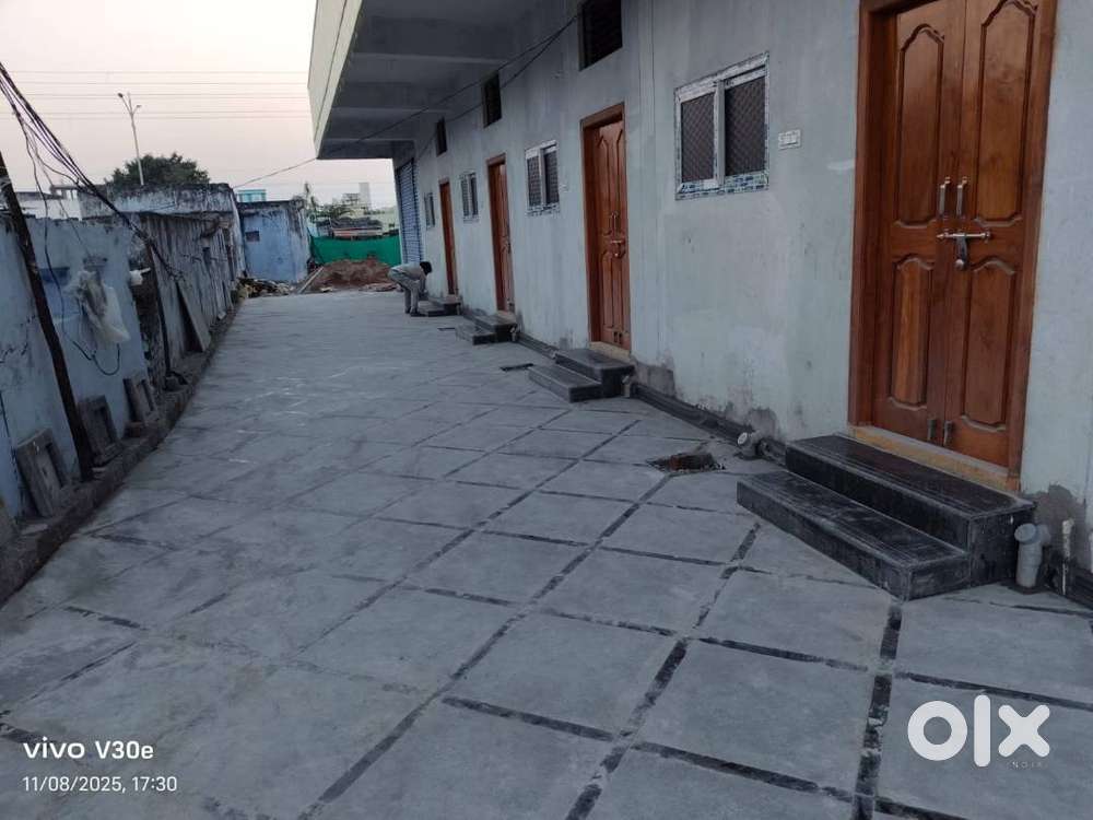 GDK CHOWRASTHA SHOP/1BHK