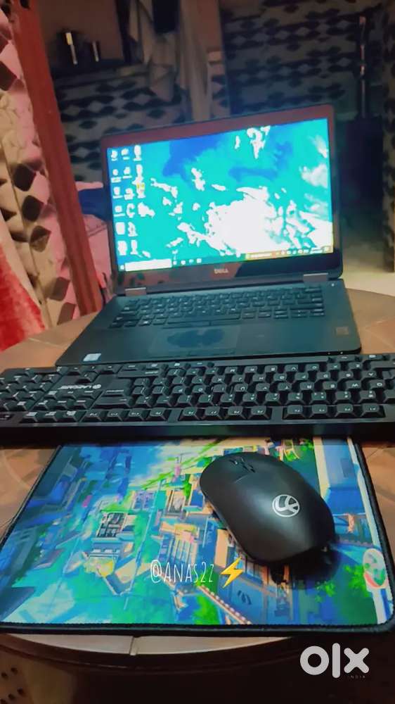 Good condition touch screen bill keyboard mous all sath m h