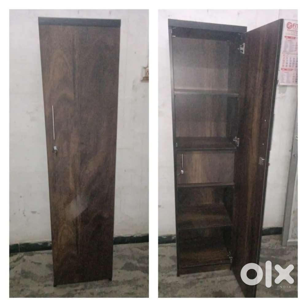 Singal door wardrobe cupboard almirah sale shoe rack available