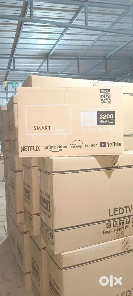 43 inch 11999 smart Android tv new update at wholesale godow