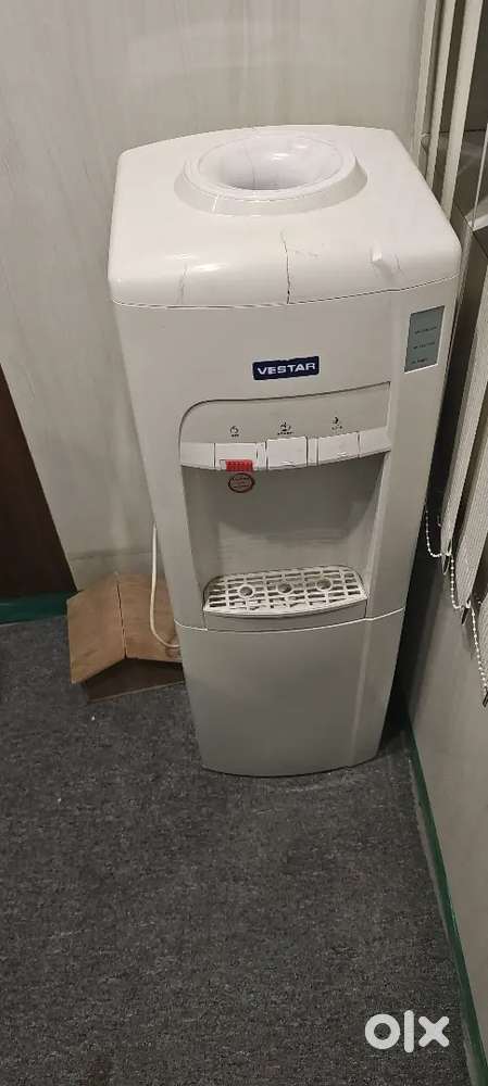 Vestar watter dispenser