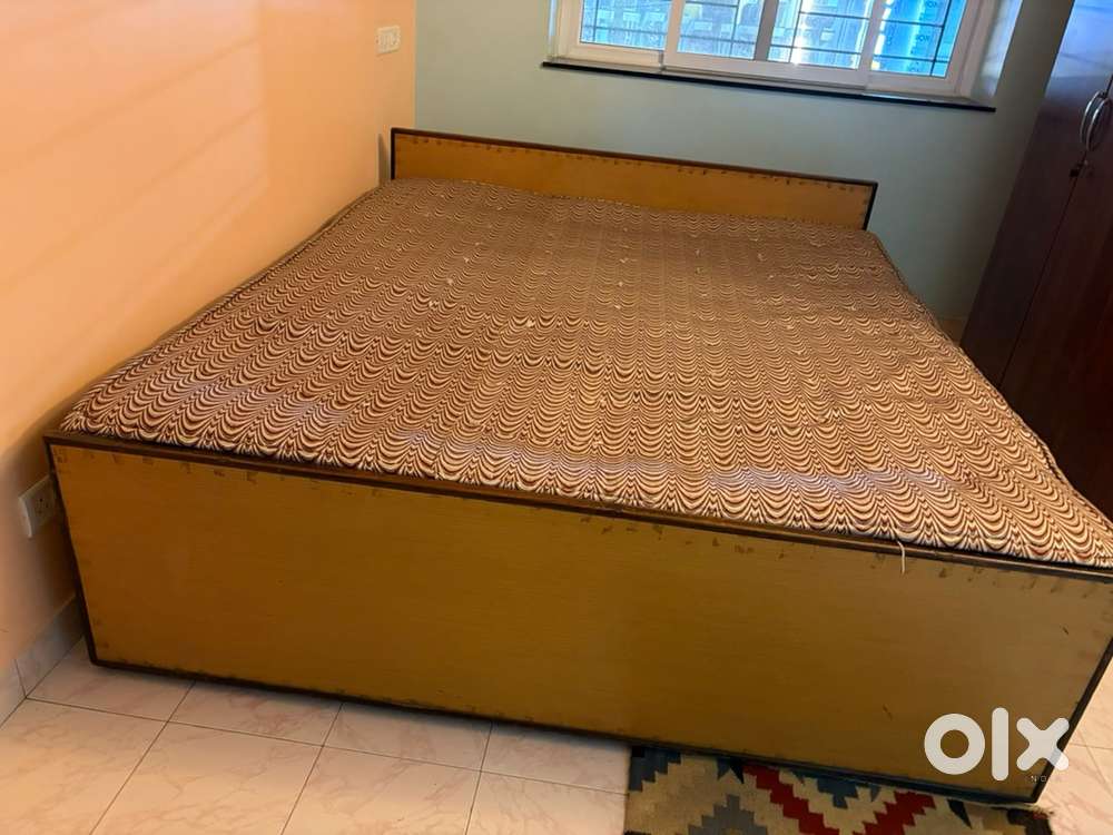 CONTACT NOW FOR CHEAPER PRICE - Bed-26k, wardrobes-15k each- For SALE