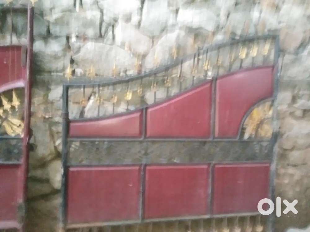 Gate  13feet