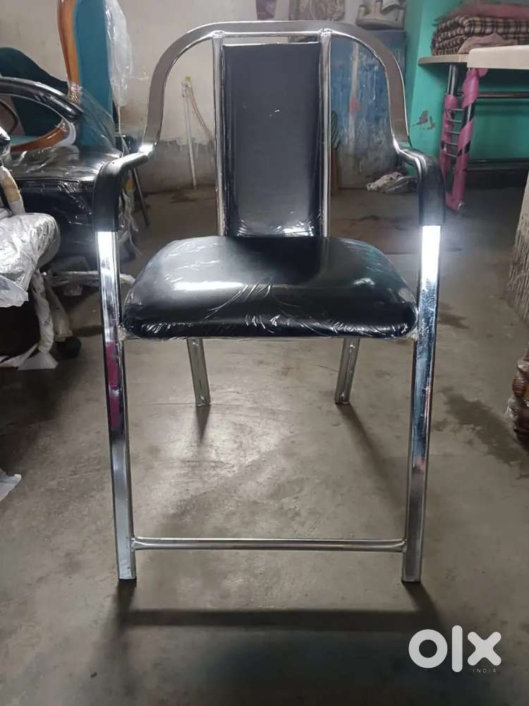 Factory hai chair steel holl sell k kaam hai
