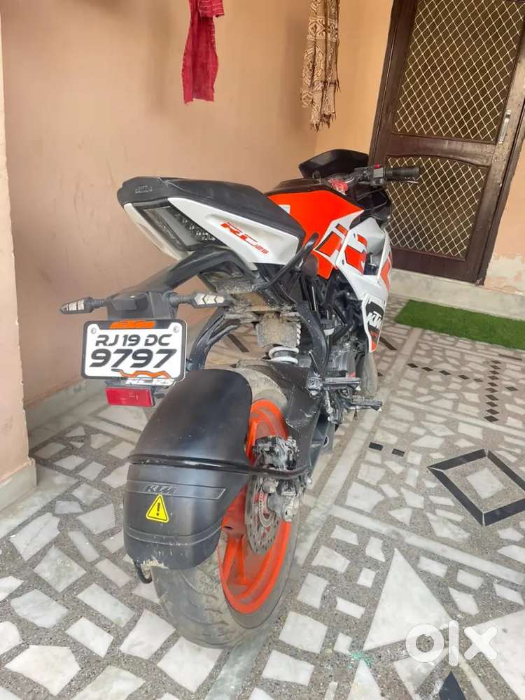Ktm rc 125 new condition