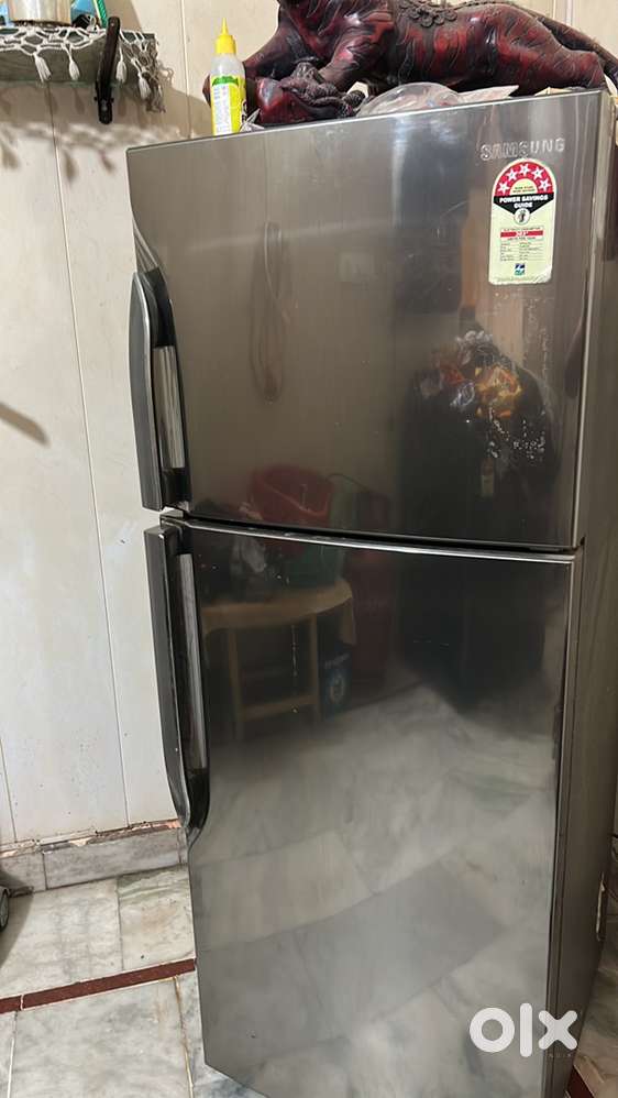 All new samsung fridge 255 liter