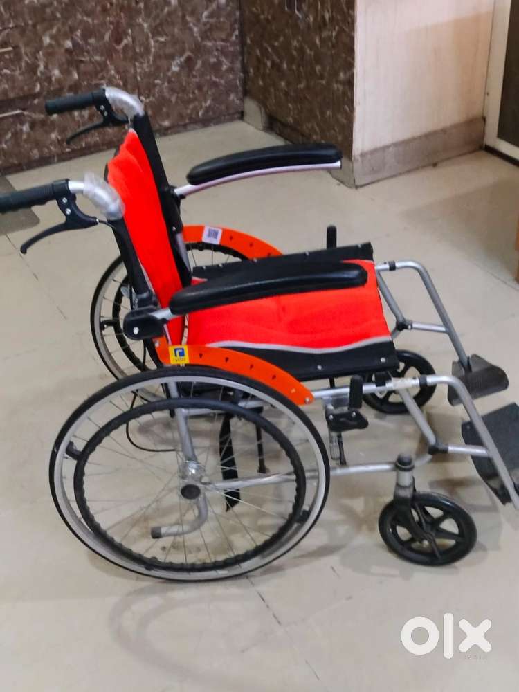 Wheel chair foldable brand new high quality price negotiable