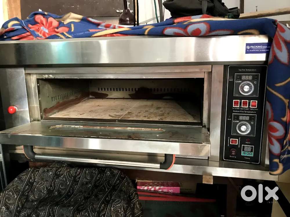 Single deck double tray gas oven