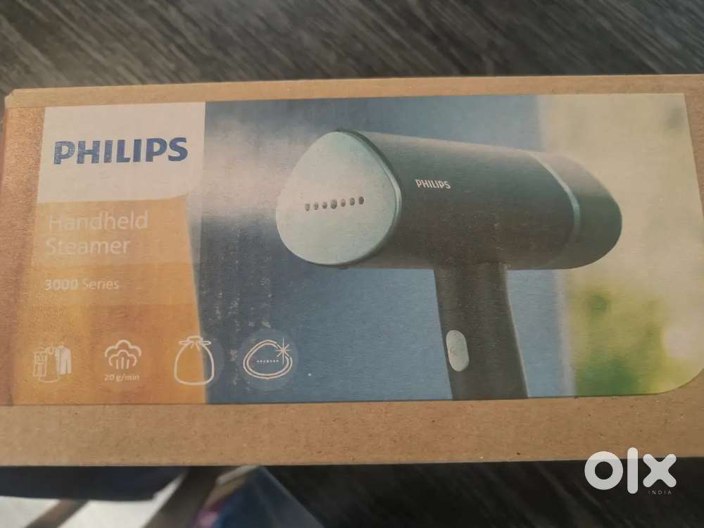 Philiphs Hand Held Clothes Iron Steamer