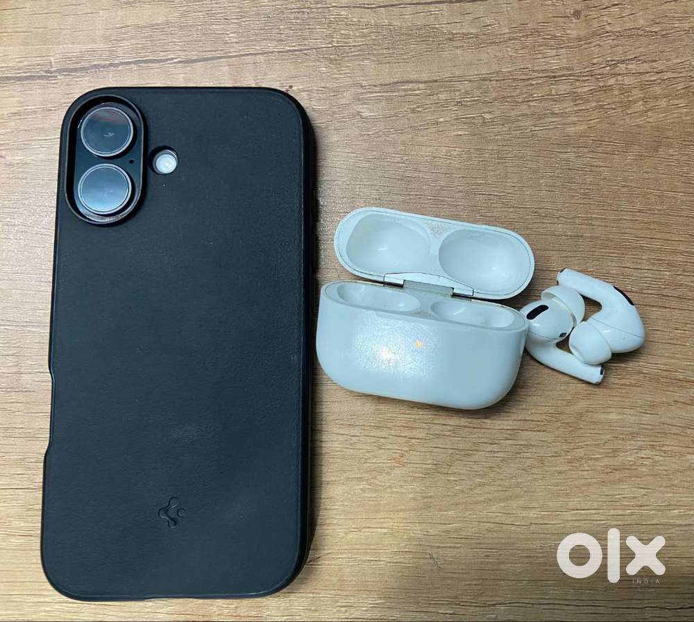 (COMBO) Apple iPhone 16 (Black, 128 GB) + Apple Airpods Pro