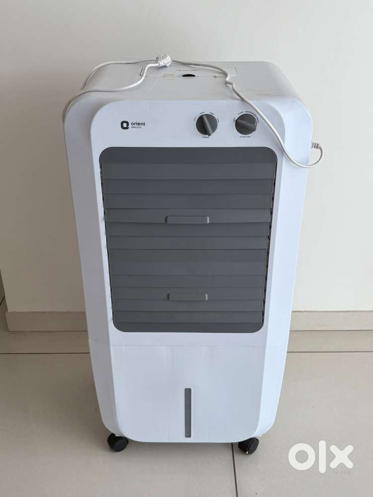 Orient electric cooler
