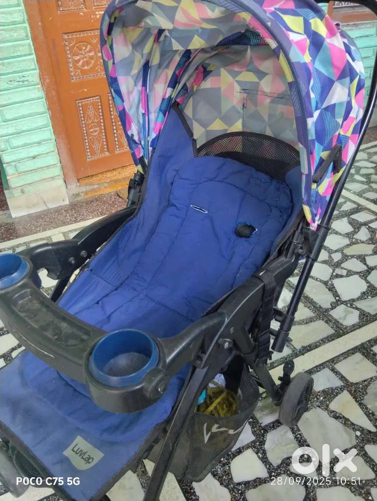 Luvlap baby stroller