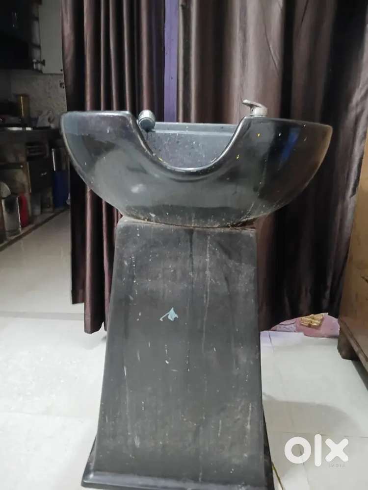 Shampoo station