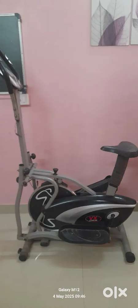 Elliptical cycle  from vx fitness sparingly used for  Rs 3500