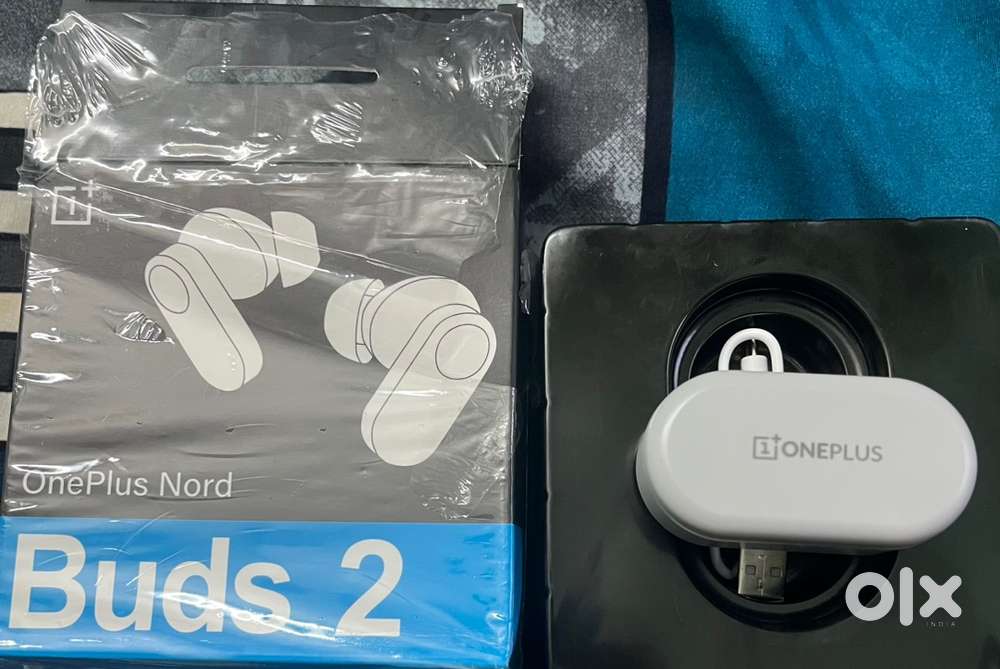 One plus nord buds2  or one plus buds 4