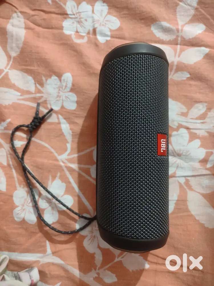 JBL flip essential 2 bluetooth speaker
