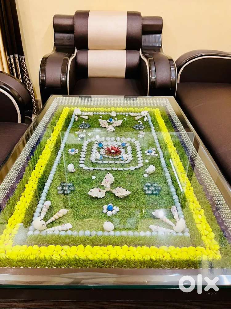 Premium 5-Seater Sofa Set with Designer Glass Table – Like New