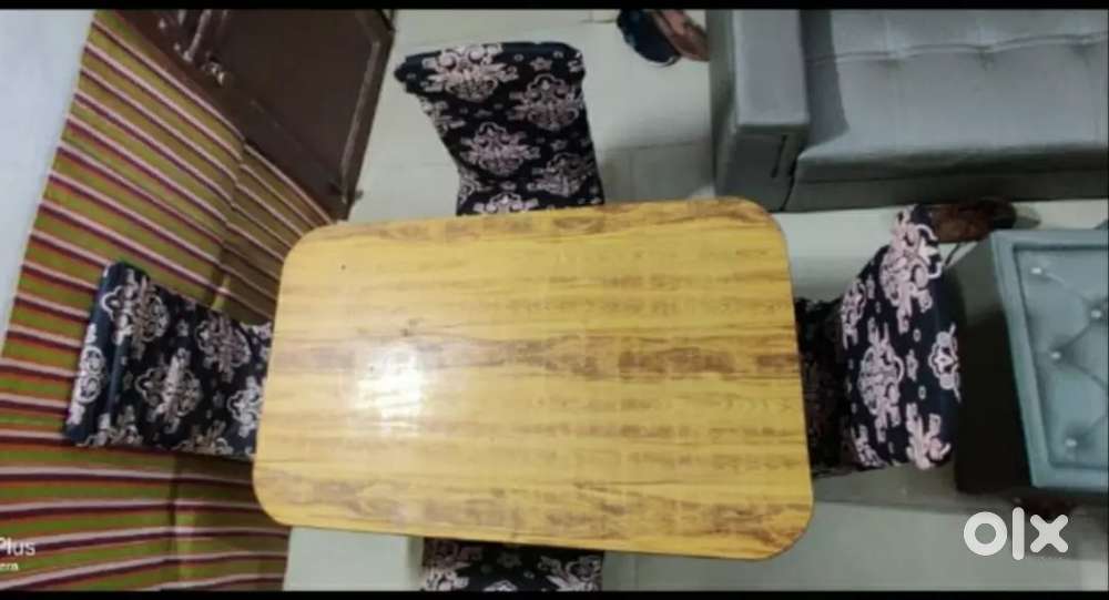 Dining table with 4 seat and one set of mattress