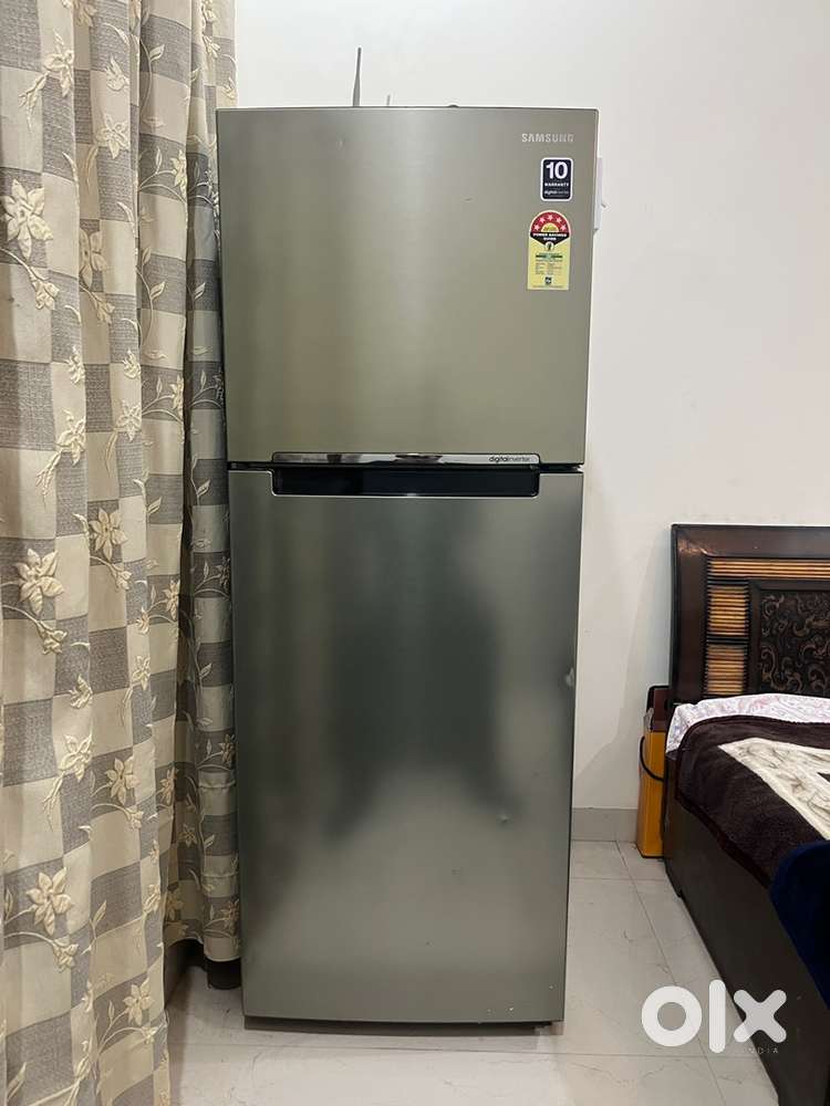 Samsung Refrigerator - Fridge