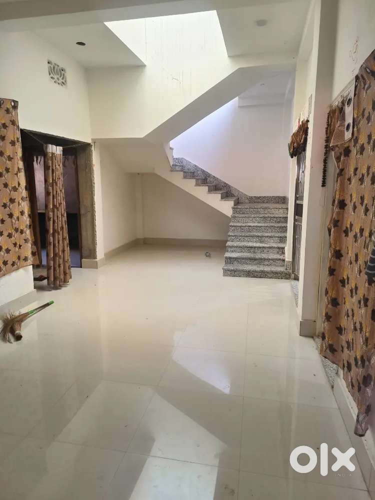 Newly built house with 3 room a hall a bathroom and a toilet kichten