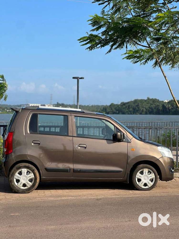Maruti Suzuki Wagon R VXI AMT1.2, 2016, Petrol