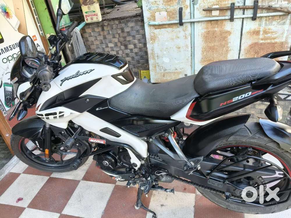 Pulsar ns200 bs6 very good condition