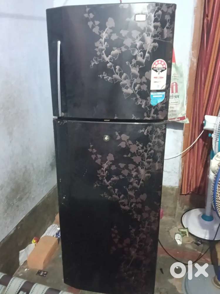 Lg fridge selling