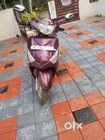 Low km scooter  new battery new brake shoes oil service done