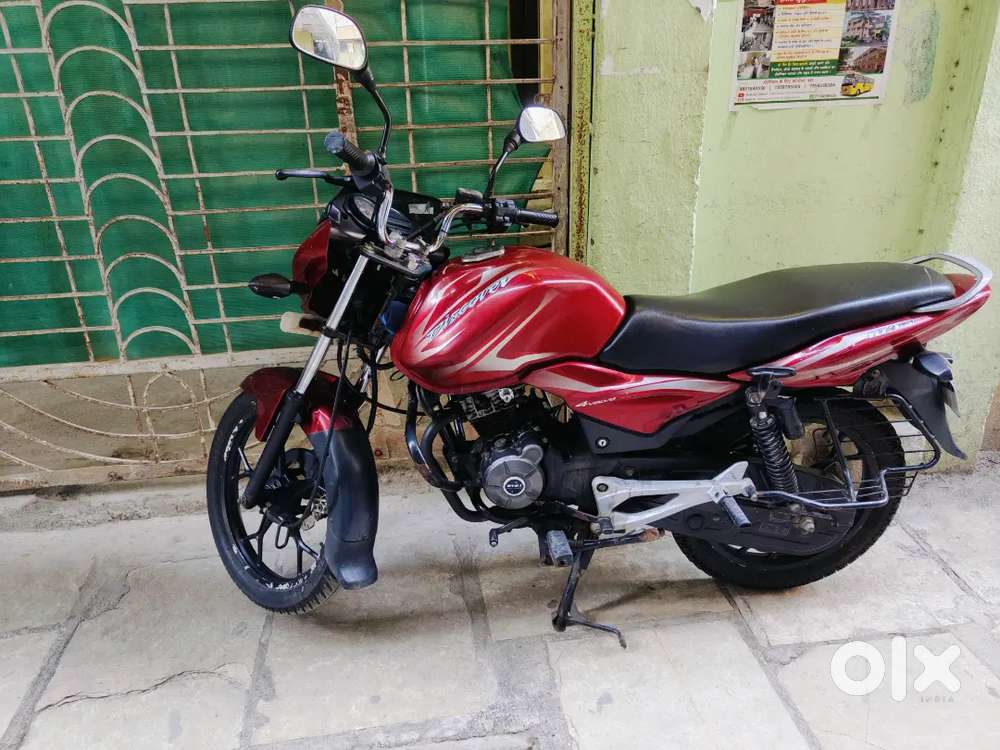 Bajaj discover 100M