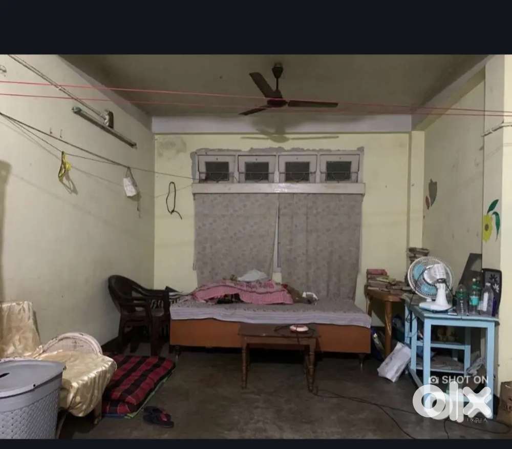 Searching for female roommate