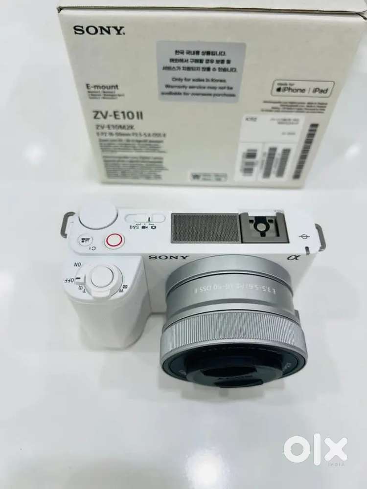Sony ZV-E10 II Mirrorless Camera with 16-50mm Lens (White)