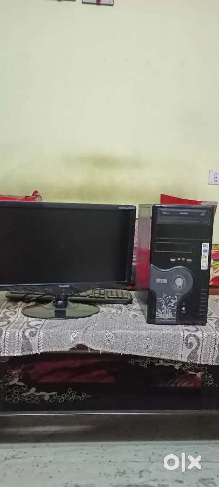 Monitor and cpu