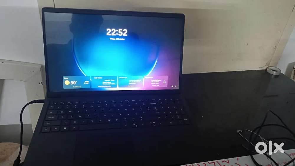 SELLING MY DELL INSPIRON 15