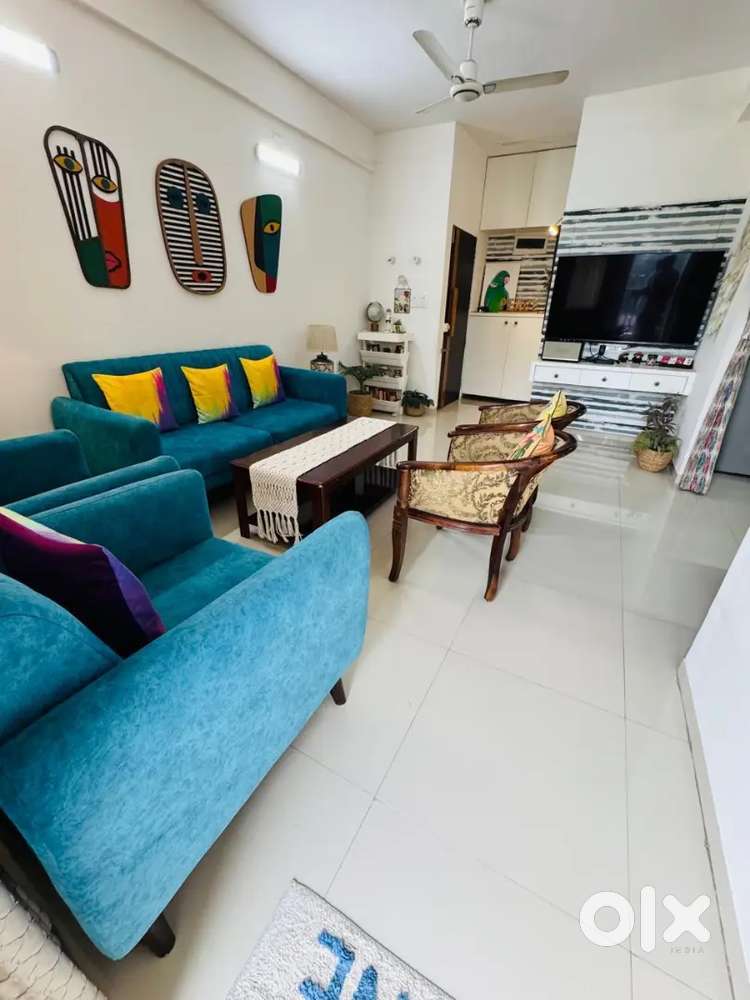 3 BHK furnished flat for sale located near IIRA international School