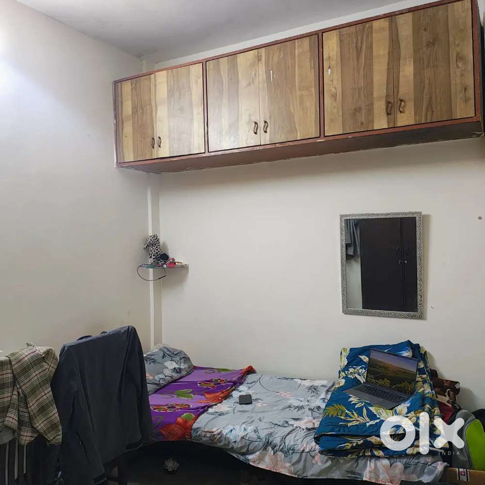 Room available at u block 10 steps away from metro station