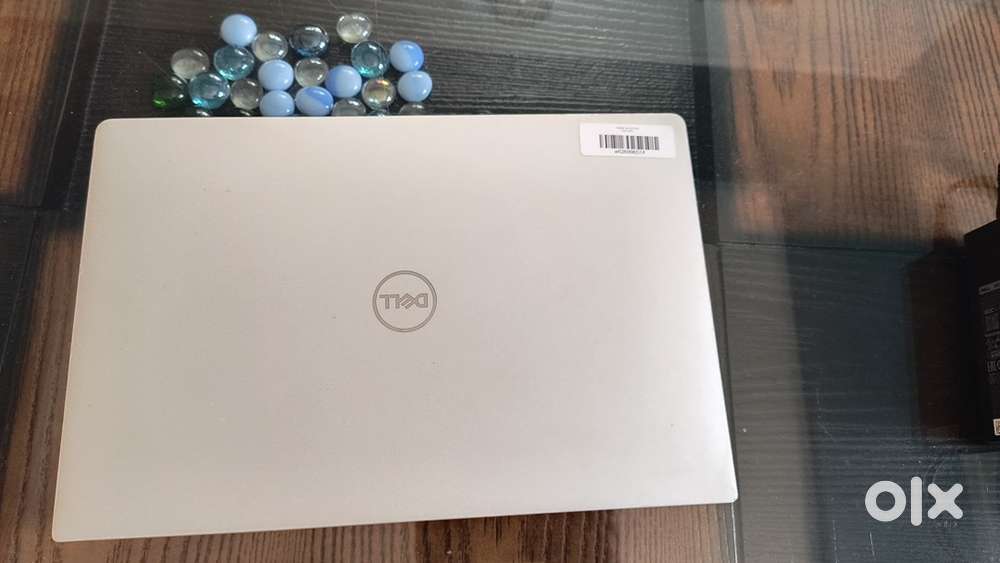 Dell xps 13-9305 laptop